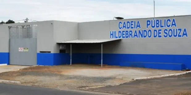 Foragido com dois mandados de prisão é capturado durante abordagem em Ponta Grossa