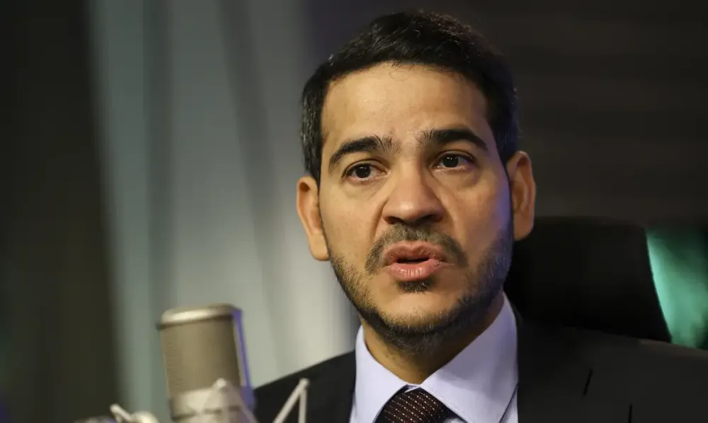 Sabatina de Jorge Messias ocorre sob forte pressão política